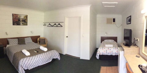 Cross Roads Motel - Nambucca Heads Accommodation 1