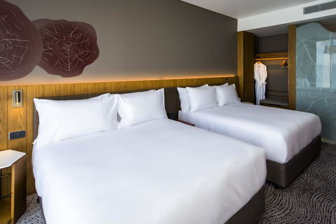 Crowne Plaza Hobart - Nambucca Heads Accommodation 3