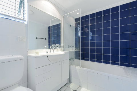 Darlinghurst Fully Self Contained Modern 1 Bed Apartment (POP) - Nambucca Heads Accommodation 3