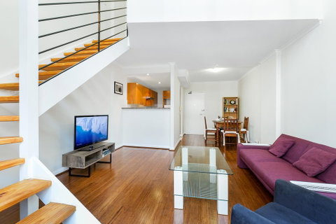 Darlinghurst Fully Self Contained Modern 1 Bed Apartment (POP) - Nambucca Heads Accommodation 0