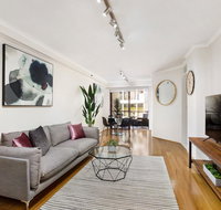 Darlinghurst One Bedroom Modern Self-Contained Apartment with parking - easy access to Sydney CBD 45 PEL - Nambucca Heads Accommodation