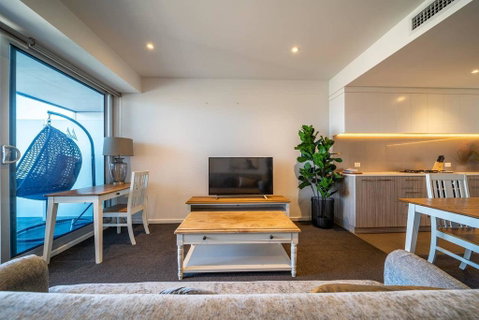 Divinity On Morphett - In The Heart Of The CBD - Free Wifi - Nespresso - Nambucca Heads Accommodation 3