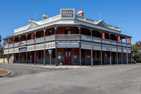 Duke's Inn