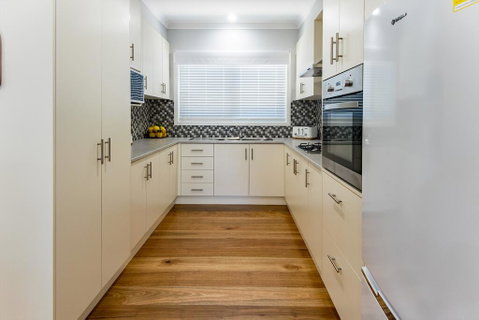 EAGLE VIEW UNIT 5 STAR - Nambucca Heads Accommodation 3