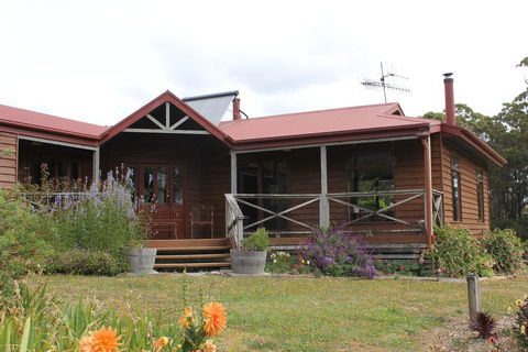 Eagle's Roost Farmstay B&B - Nambucca Heads Accommodation 0