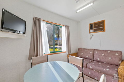 Elliston Waterloo Bay Tourist Park - Nambucca Heads Accommodation 2
