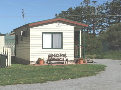 Elliston Waterloo Bay Tourist Park - Nambucca Heads Accommodation 1