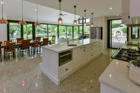 Elm Tree Lodge Beechworth - Nambucca Heads Accommodation 1