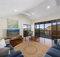 Emerald Seas Beach House - Nambucca Heads Accommodation