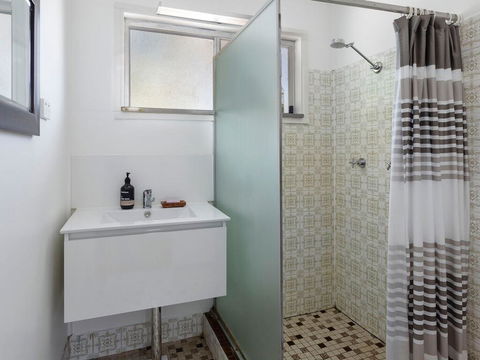 Enjoy The Soothing Sea Breeze - Nambucca Heads Accommodation 3