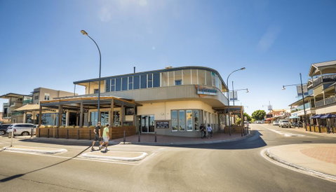 Esplanade Hotel Adelaide - Nambucca Heads Accommodation 0
