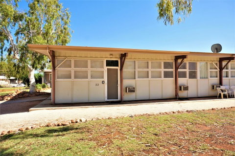 Exmouth Villas Unit 33 - Renovated Holiday Villa A Short Walk From Town Centre - Nambucca Heads Accommodation 1
