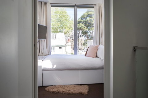 Explore Surry Hills From A Chic Inner City Terrace! - Nambucca Heads Accommodation 2