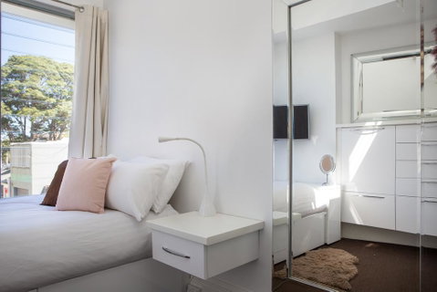 Explore Surry Hills From A Chic Inner City Terrace! - Nambucca Heads Accommodation 0