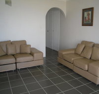 Fabulous location - Ground Floor Waterfront Unit Clearview Apartments - Nambucca Heads Accommodation