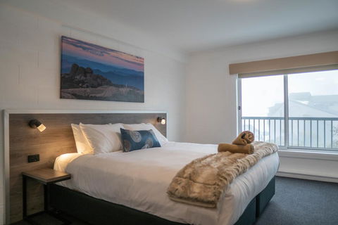 Falls Creek Hotel - Nambucca Heads Accommodation 1