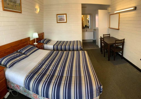 Finley Motel - Nambucca Heads Accommodation 1