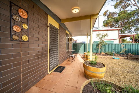 Flinders Ranges Bed And Breakfast - Nambucca Heads Accommodation 2