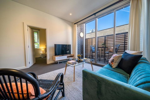 Floral On Frew - Heart Of The CBD - Wifi - Netflix - Nambucca Heads Accommodation 3