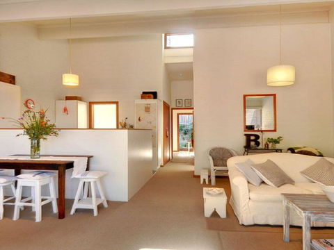 Gibraltar Getaway - Cute, Comfortable & Close To Town - Nambucca Heads Accommodation 0
