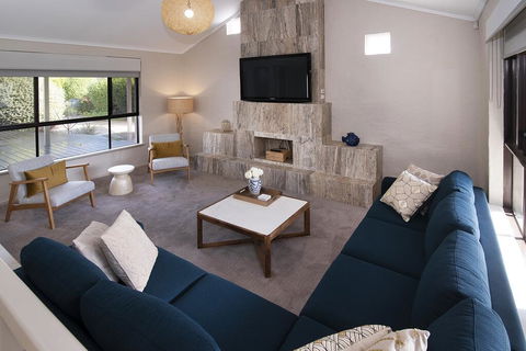 GIFFORD HOUSE - Nambucca Heads Accommodation 2