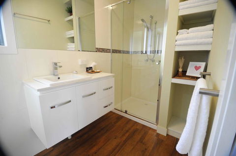 Gisborne Peak Winery Cottages - Nambucca Heads Accommodation 3
