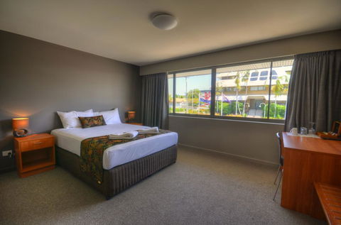Gladstone Reef Hotel Motel - Nambucca Heads Accommodation 3