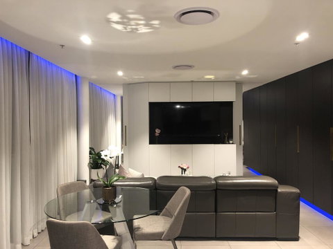 Glasshouse Apartment - At Parramatta - Nambucca Heads Accommodation 1