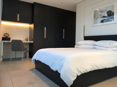 Glasshouse Apartment - At Parramatta - Nambucca Heads Accommodation 3