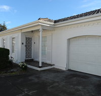 Glenelg Holiday Apartments-Colonial Square - Nambucca Heads Accommodation