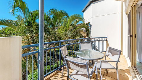 Golden Riviera Absolute Beachfront Resort - Nambucca Heads Accommodation 2