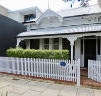 Heritage Luxury 3BR Cottage on Halifax