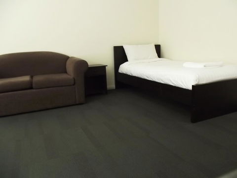 Heyfield Railway Hotel - Nambucca Heads Accommodation 2