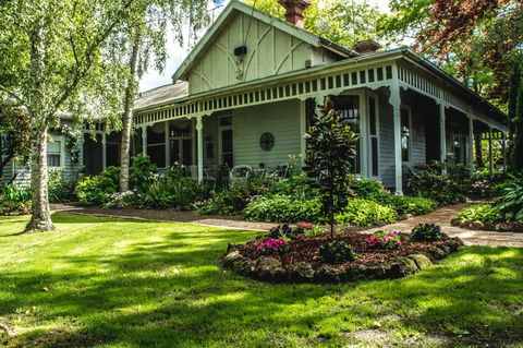 Heytesbury House - Nambucca Heads Accommodation 0