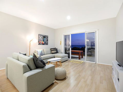 High Tide - Wallaroo Beachfront Property - Pet-Friendly - Nambucca Heads Accommodation 3