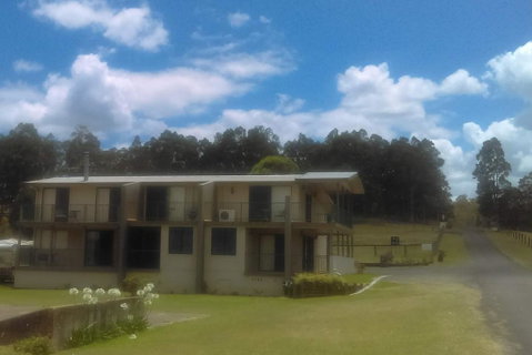 Hill Top Villas - Nambucca Heads Accommodation 1