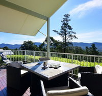 Hillcrest - Spectacular views - Nambucca Heads Accommodation