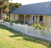 Hillside Cottage Berrima - Nambucca Heads Accommodation