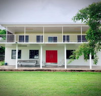 Holiday Rental - Huge House With Beach Views - Nambucca Heads Accommodation