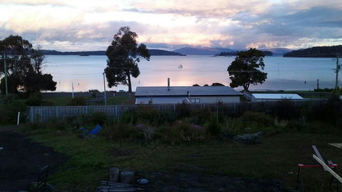 Islandview Beachhouse - 60m Down Driveway To Beach, Dover Tasmania - Nambucca Heads Accommodation 1