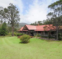 Kangaroo Valley House - Contemporary luxury - Nambucca Heads Accommodation