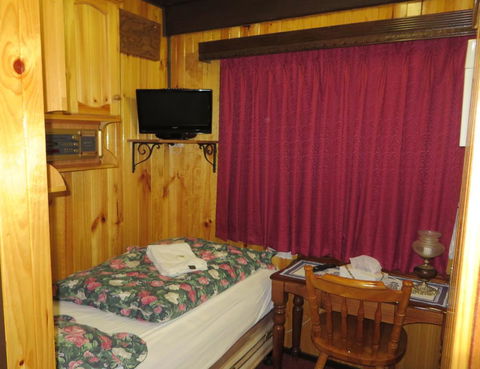 Karelia Alpine Lodge - Nambucca Heads Accommodation 1