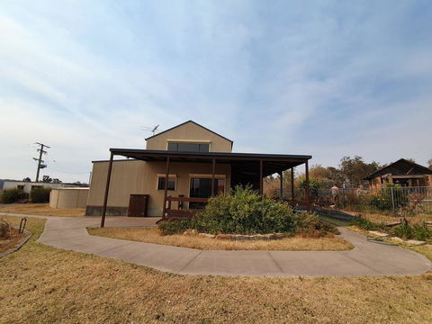 Kelman Cottage - Tucked Away With Pool + Native Wildlife - Nambucca Heads Accommodation 2