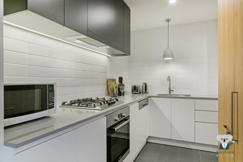 KOZYGURU WOLLI CREEK KOZY 1 BED APT SYDNEY AIRPORT & SYDNEY CBD NWC020 - Nambucca Heads Accommodation 3