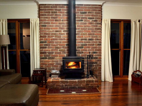 La Sila Homestead On Marrowbone - Cutest Cottage In The Hunter With Killer Views - Nambucca Heads Accommodation 0