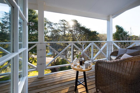 Lake Daylesford Apartment 7 - Nambucca Heads Accommodation 0