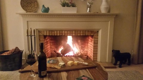 Lake House Benalla - Nambucca Heads Accommodation 0
