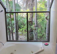 Lake Russell Luxury Retreat - Nambucca Heads Accommodation