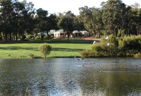 Lakeview Lodge - Nambucca Heads Accommodation 0