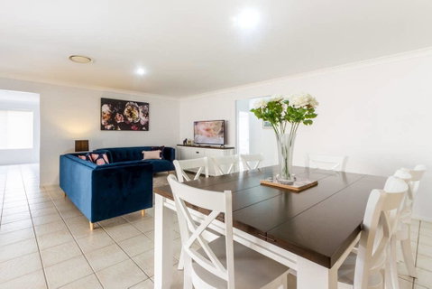 Large Executive And Family Home - Flinders View - Nambucca Heads Accommodation 0